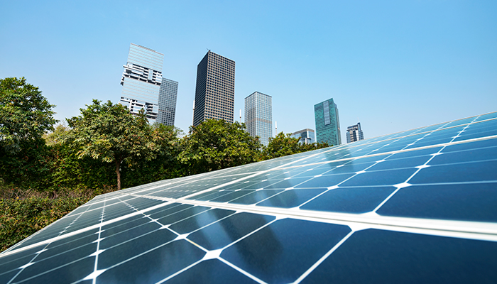 Descubre que son los panales solares en edificios con Led Solar.