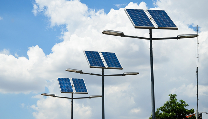 componentes de las luminarias con panel solar